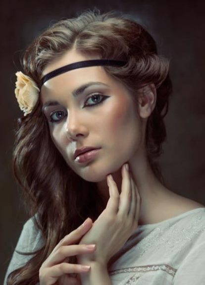 Classy Curls with a Headband - Hairstyles from 70's and 80's